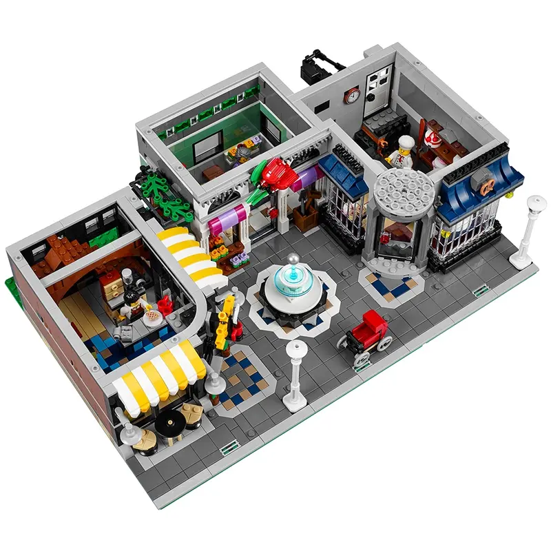 LEGO Creator Expert Assembly Square