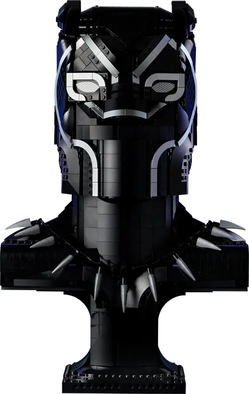 the LEGO Black Panther set