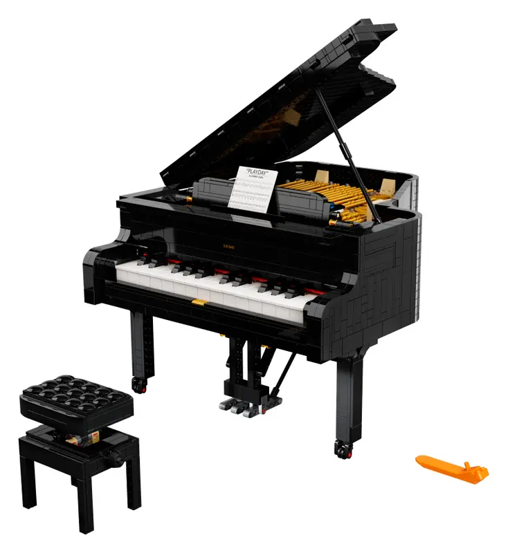 the LEGO Grand Piano