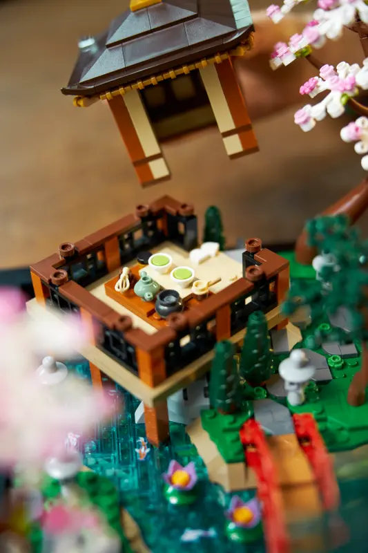 LEGO 10315 TRANQUIL GARDEN